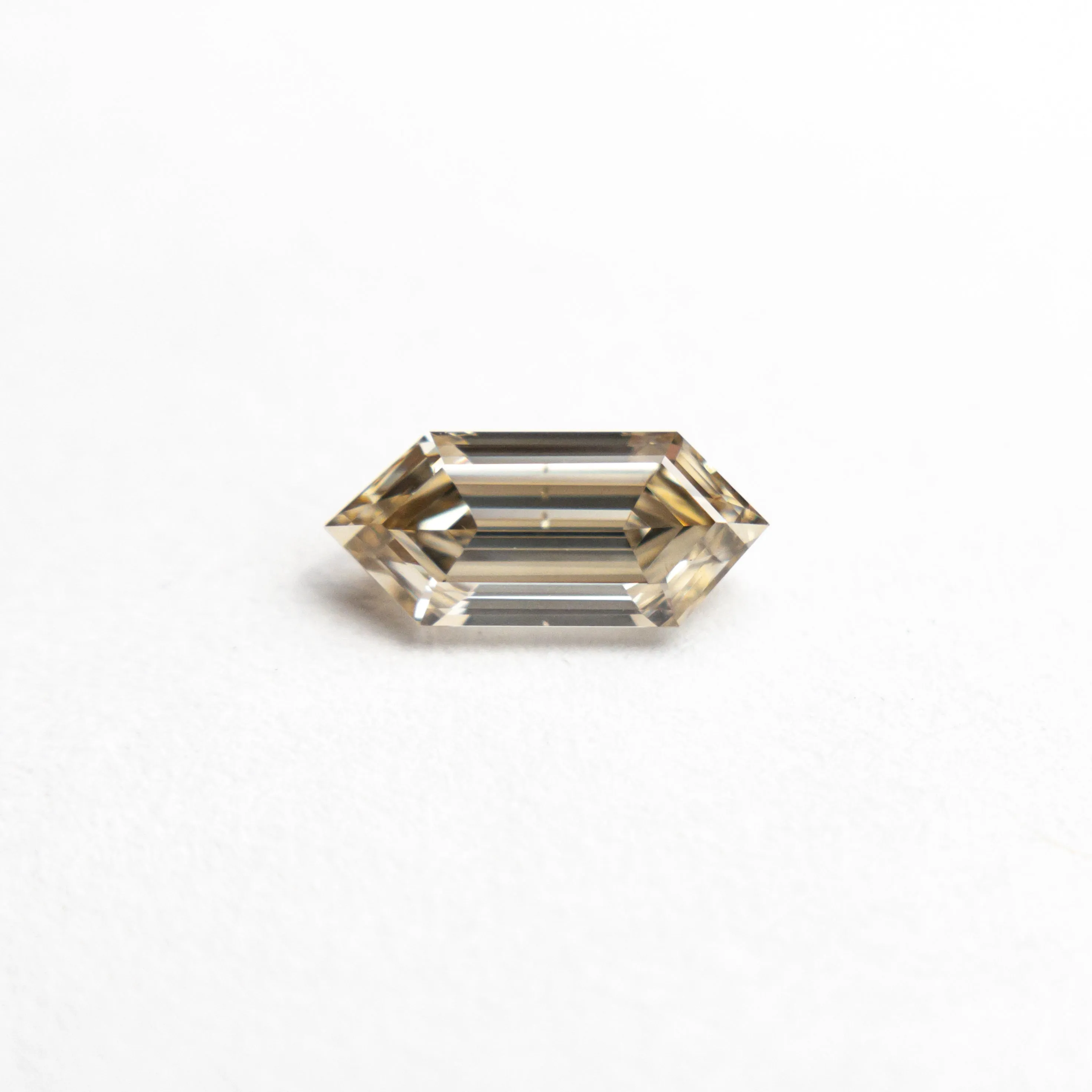 0.42ct 7.20x3.14x2.19mm SI1 C3 Hexagon Step Cut  21090-01