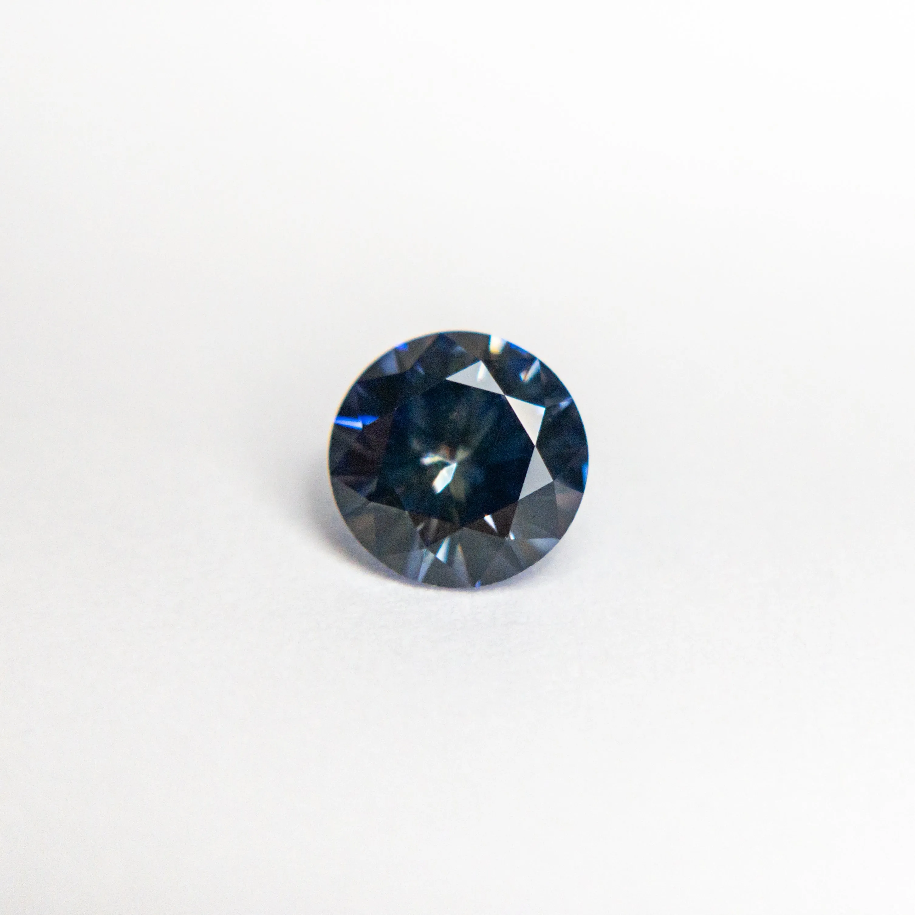 0.66ct 5.27x5.25x3.31mm Round Brilliant Sapphire 20789-01