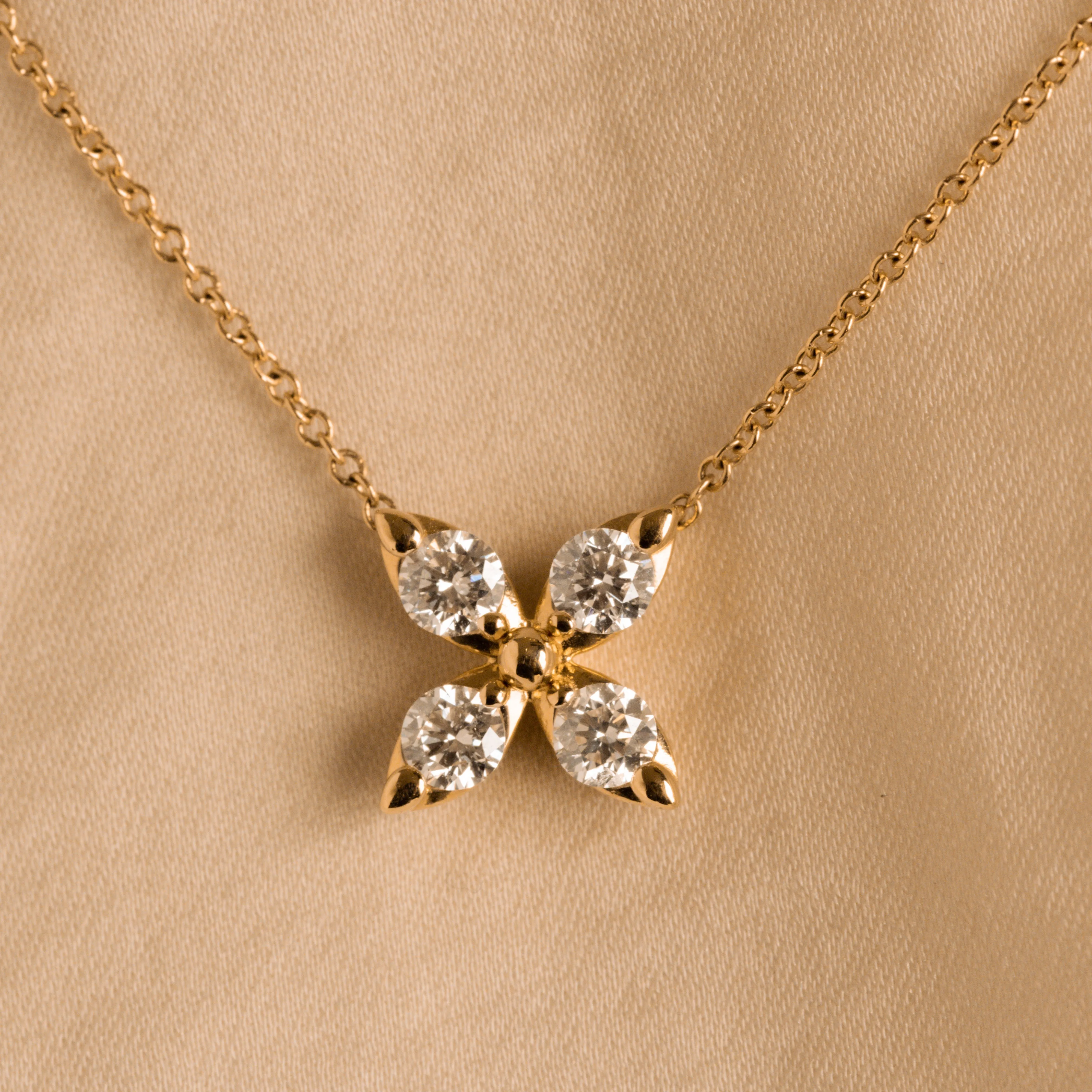 14K Gold 0.40 Carat Total Weight Diamond Clover Flower Pendant Necklace