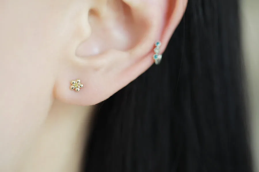 14K Solid Gold Natural Diamond Flower Helix Tragus Cartilage Conch Barbell Piercing Earring Stud