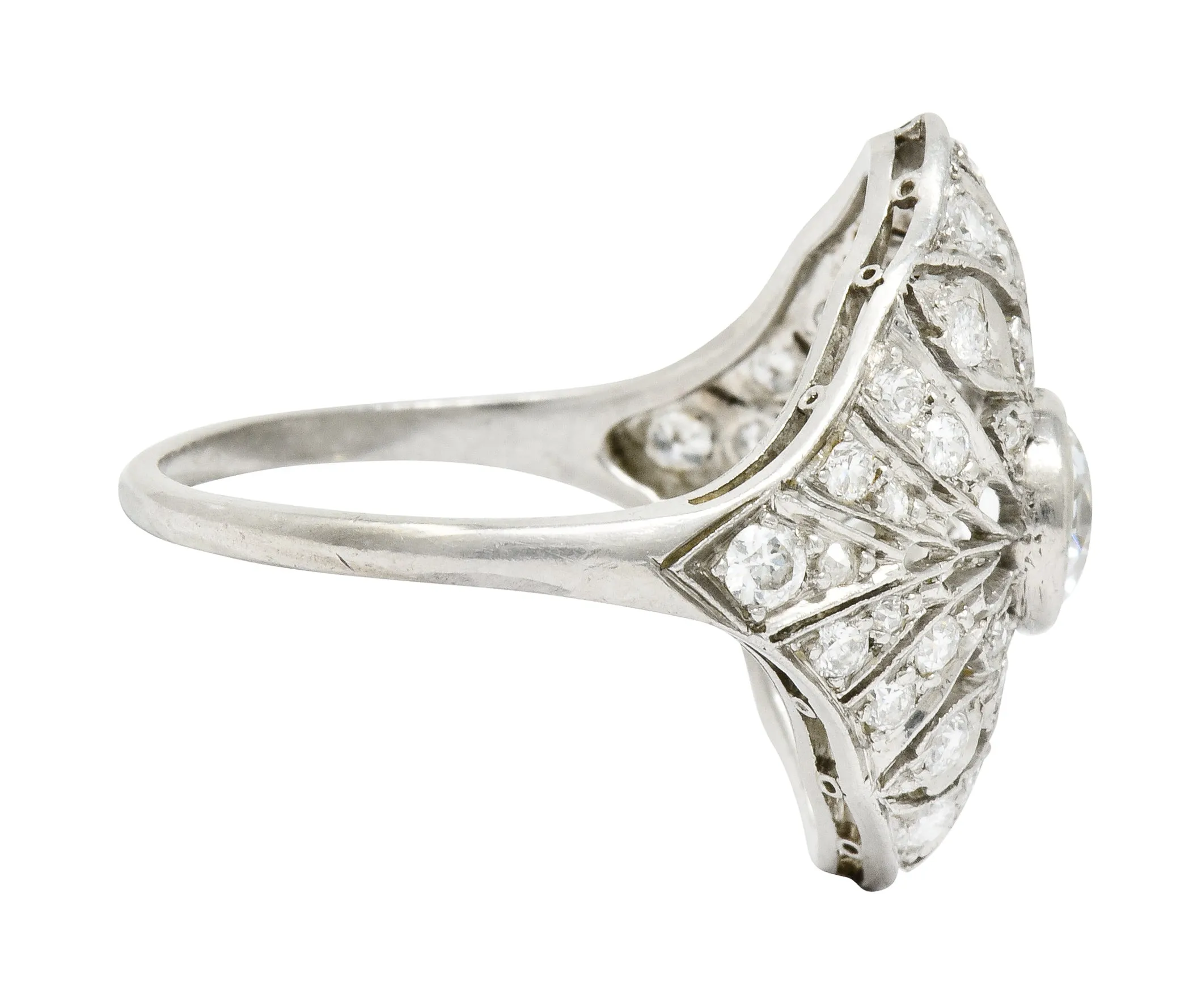 Edwardian 1.70 CTW Diamond Platinum Foliate Dinner Ring