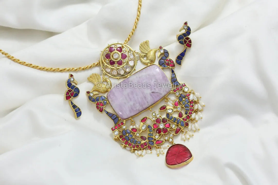 Handmade Jadau Kundan Pendant Hasli Ncklace - Style 2