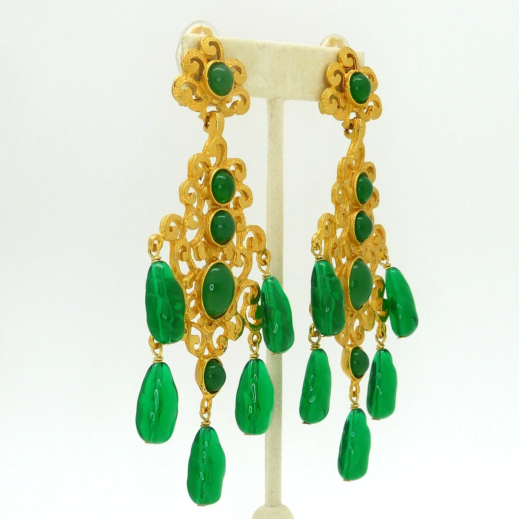 Kenneth Jay Lane KJL Emerald  Cabochon Chandalier Dangle Earrings Marked