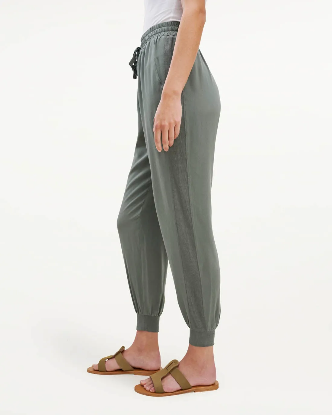 Naya Silk Mix Jogger