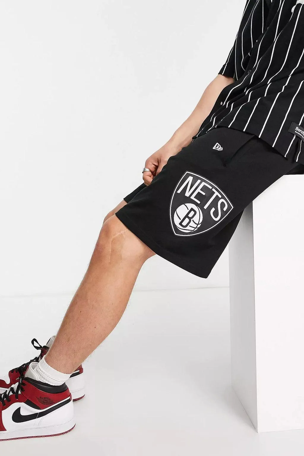 new era Bermuda Brooklyn Nets Washed Team Logo