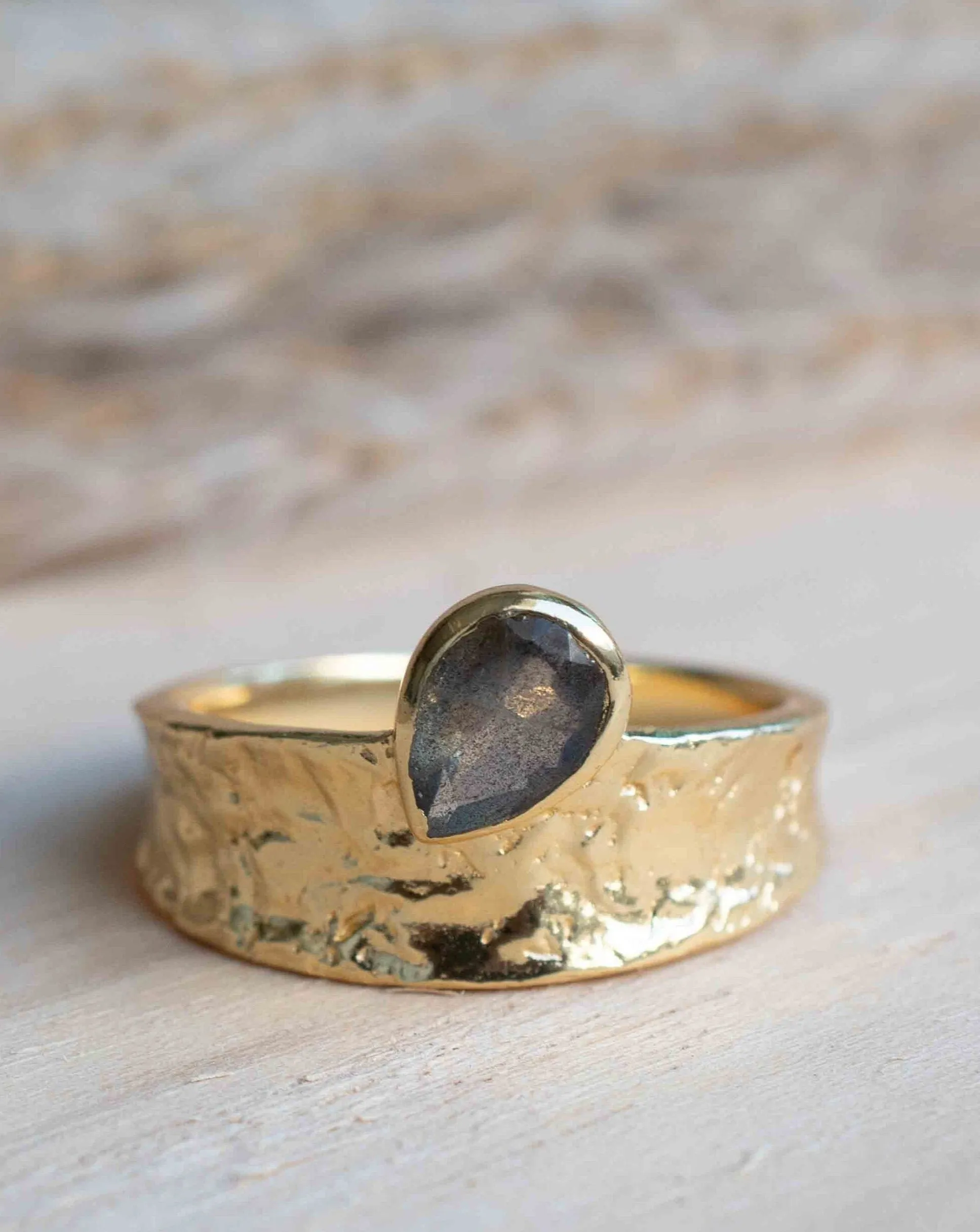 Rainbow Labradorite Ring * Gold Ring * Gemstone * Gold Plated * Statement *Bridal *Wedding * Natural  *Handmade * BJR291