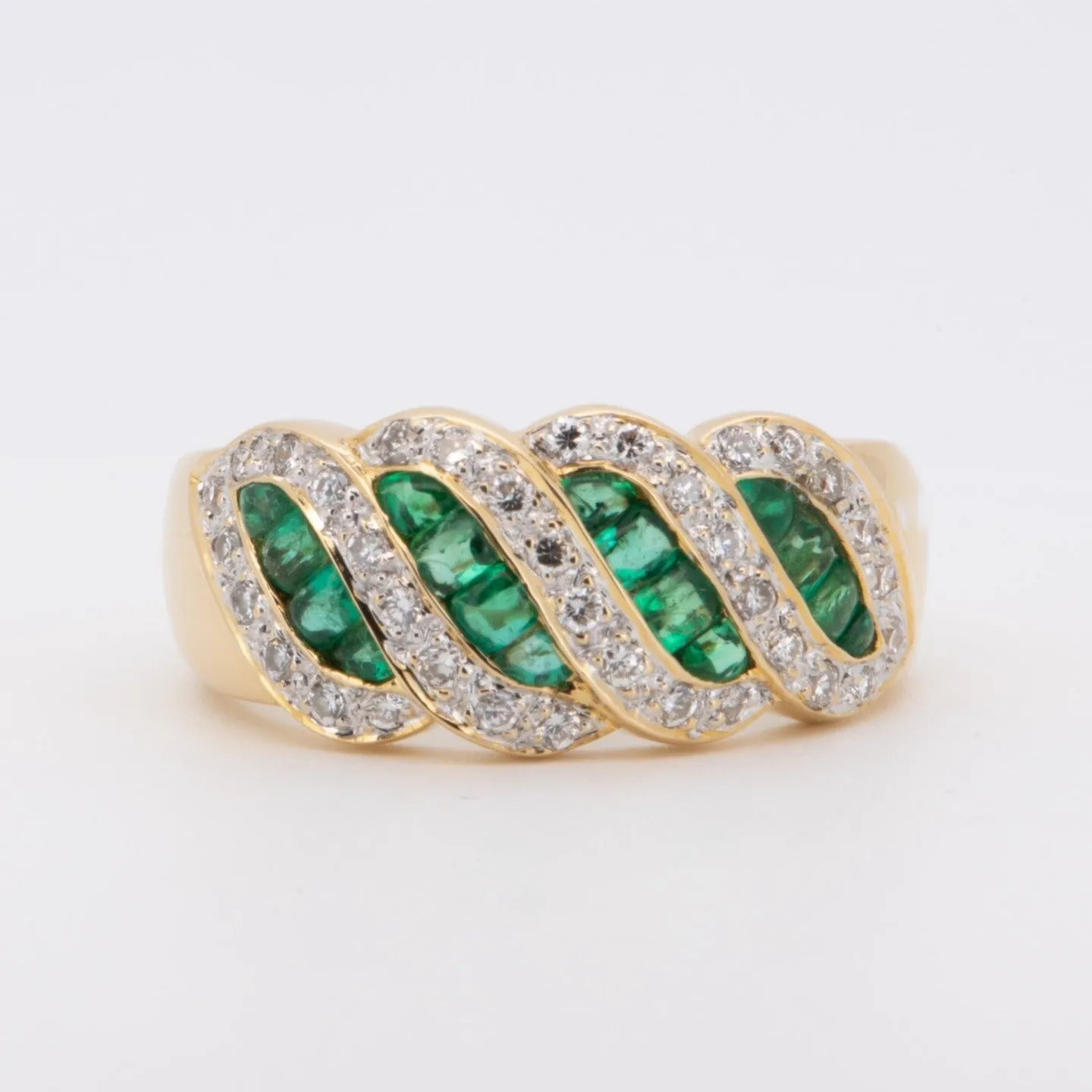 Unique Emerald Cabochon and Diamond Band 18K Gold R6718