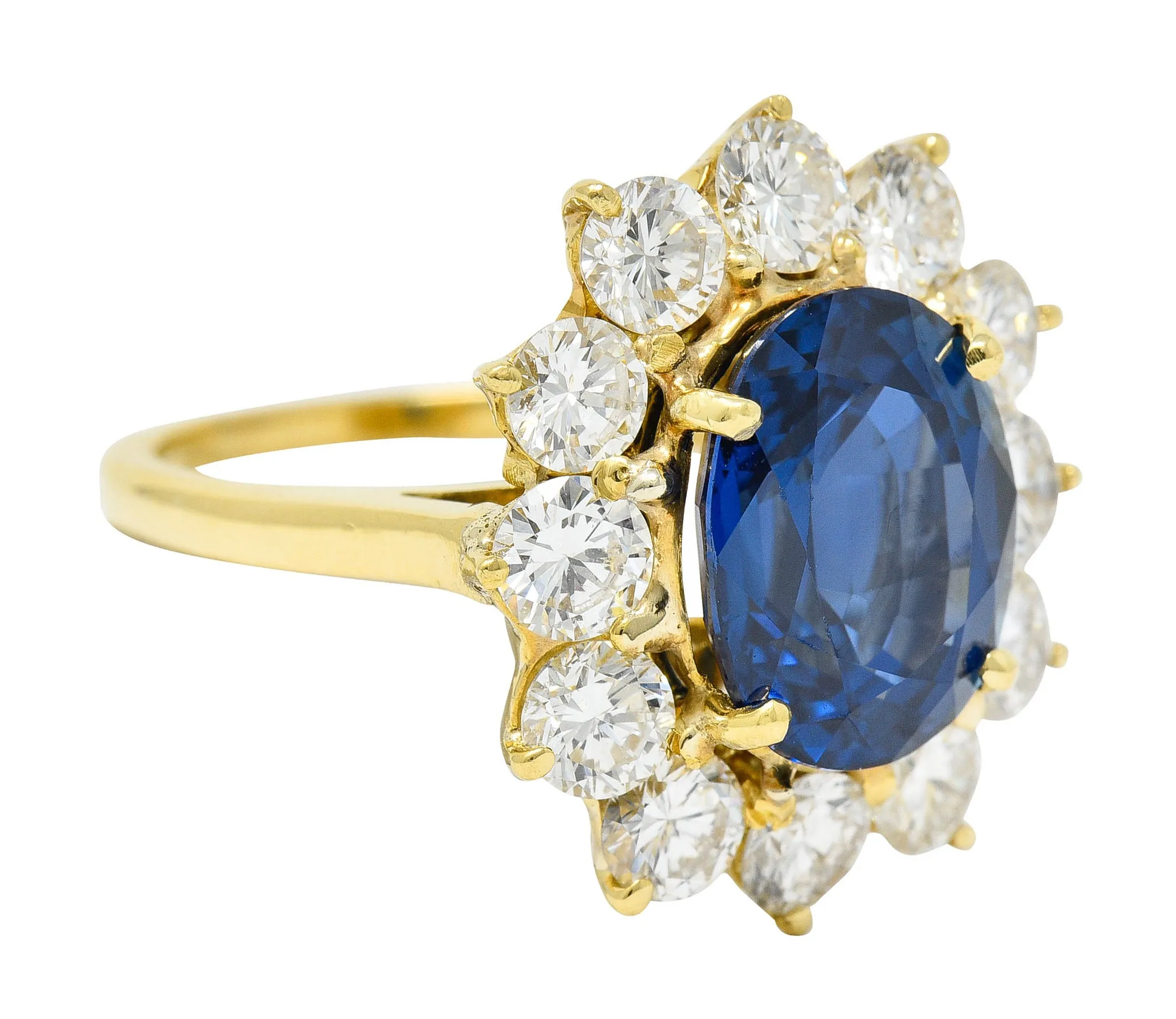 Vintage 7.20 CTW Sapphire Diamond 18 Karat Gold Cluster Ring