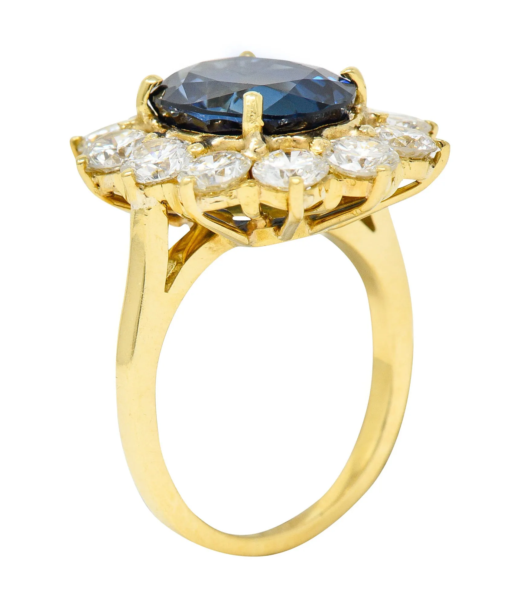 Vintage 7.20 CTW Sapphire Diamond 18 Karat Gold Cluster Ring